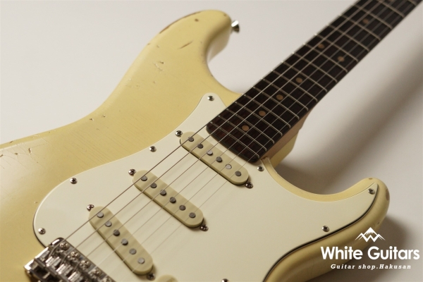 g7-ST/R Standard Aged - Olympic White / Large ST Seahorse Head