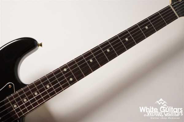 Made in Japan Traditional 2025 Collection ’60s Stratocaster - Black Pearl