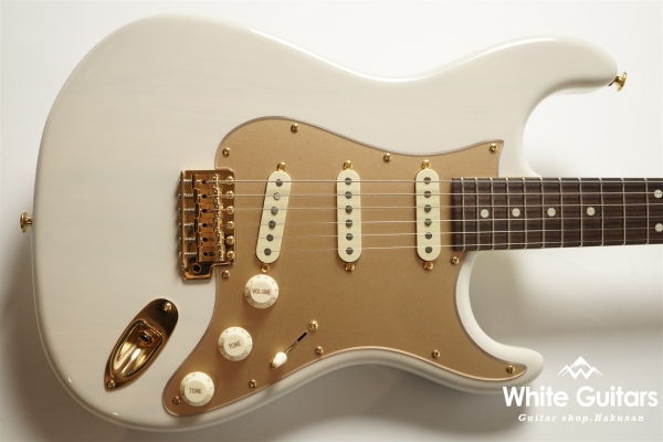 MC2-STD/R - Olympic White / Gold Acrylic PG / Gold Parts