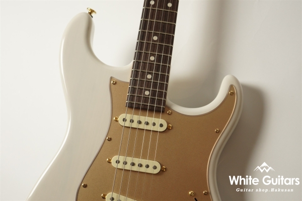 MC2-STD/R - Olympic White / Gold Acrylic PG / Gold Parts