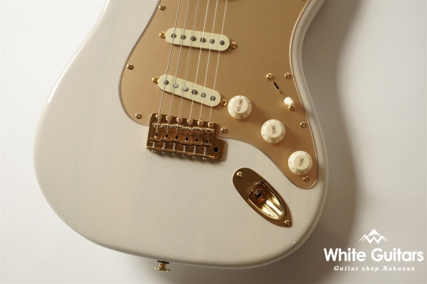 MC2-STD/R - Olympic White / Gold Acrylic PG / Gold Parts