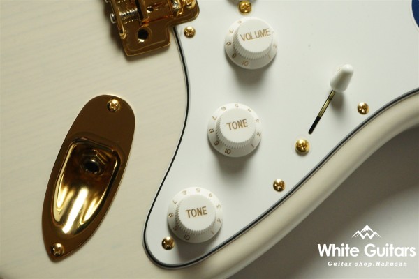 MC2-STD/M - White Blonde / Gold Parts