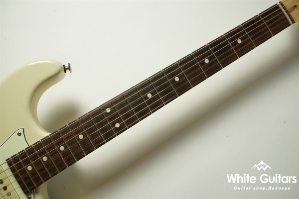 MC1-STD/R - Olympic White