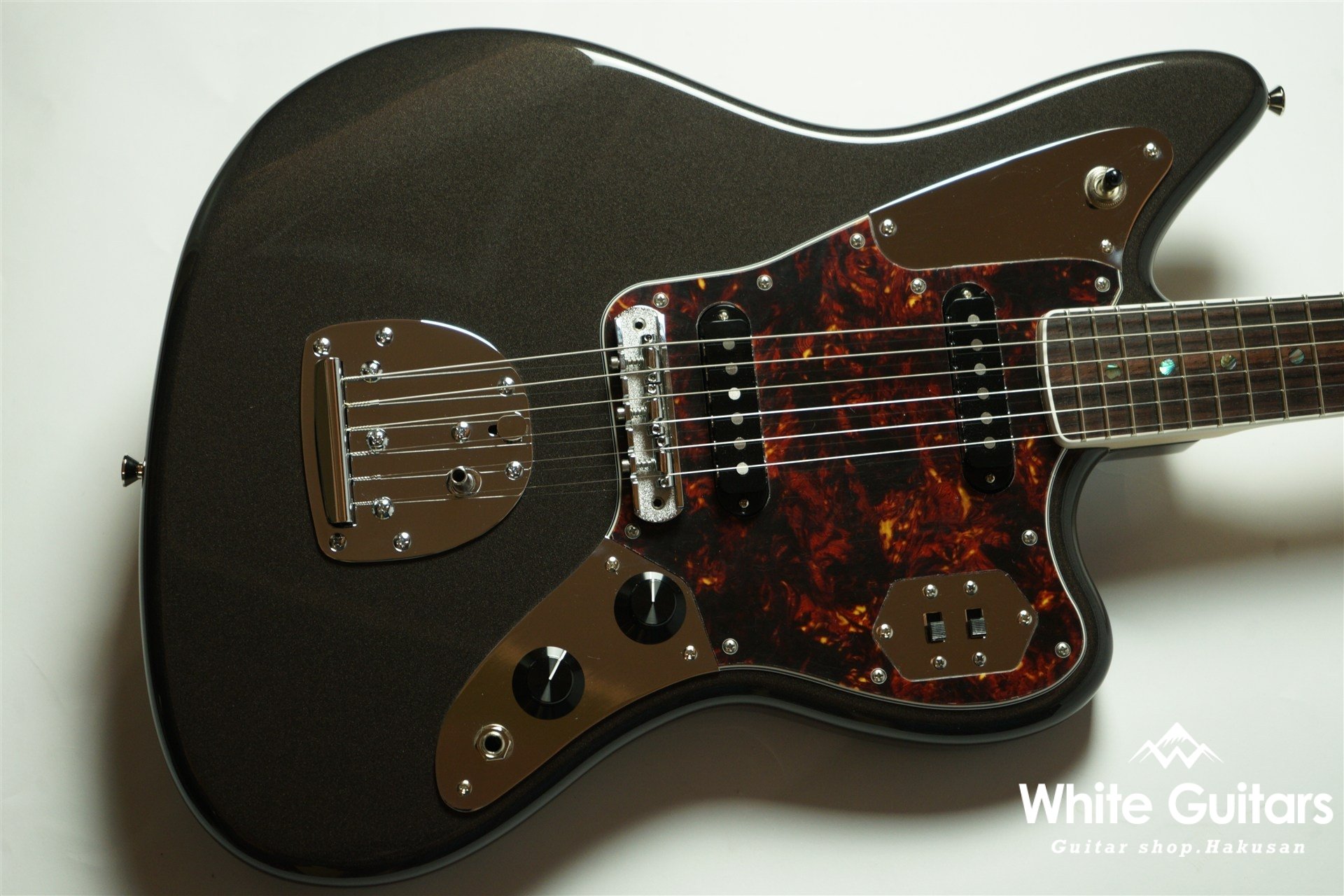 Cheetah - Charente Gray Meta