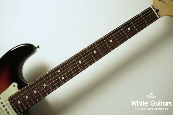 Made in Japan Hybrid II Stratocaster - 3-Color Sunburst